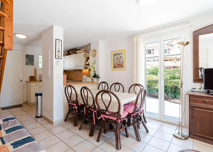 فيلة Pavillon 5 Pieces Avec Piscine, Terrasse Et Wifi - 8 Pers, Narbonne-plage - Fr-1-409-28