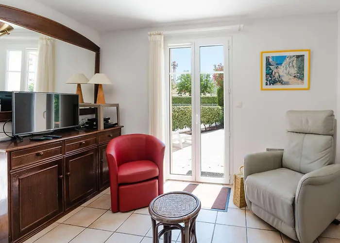 Pavillon 5 Pieces Avec Piscine, Terrasse Et Wifi - 8 Pers, Narbonne-plage - Fr-1-409-28 ناربون