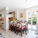 Βίλα Pavillon 5 Pieces Avec Piscine, Terrasse Et Wifi - 8 Pers, Narbonne-plage - Fr-1-409-28