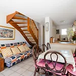 Βίλα Pavillon 5 Pieces Avec Piscine, Terrasse Et Wifi - 8 Pers, Narbonne-plage - Fr-1-409-28