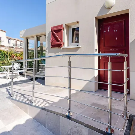 Βίλα Pavillon 5 Pieces Avec Piscine, Terrasse Et Wifi - 8 Pers, Narbonne-plage - Fr-1-409-28